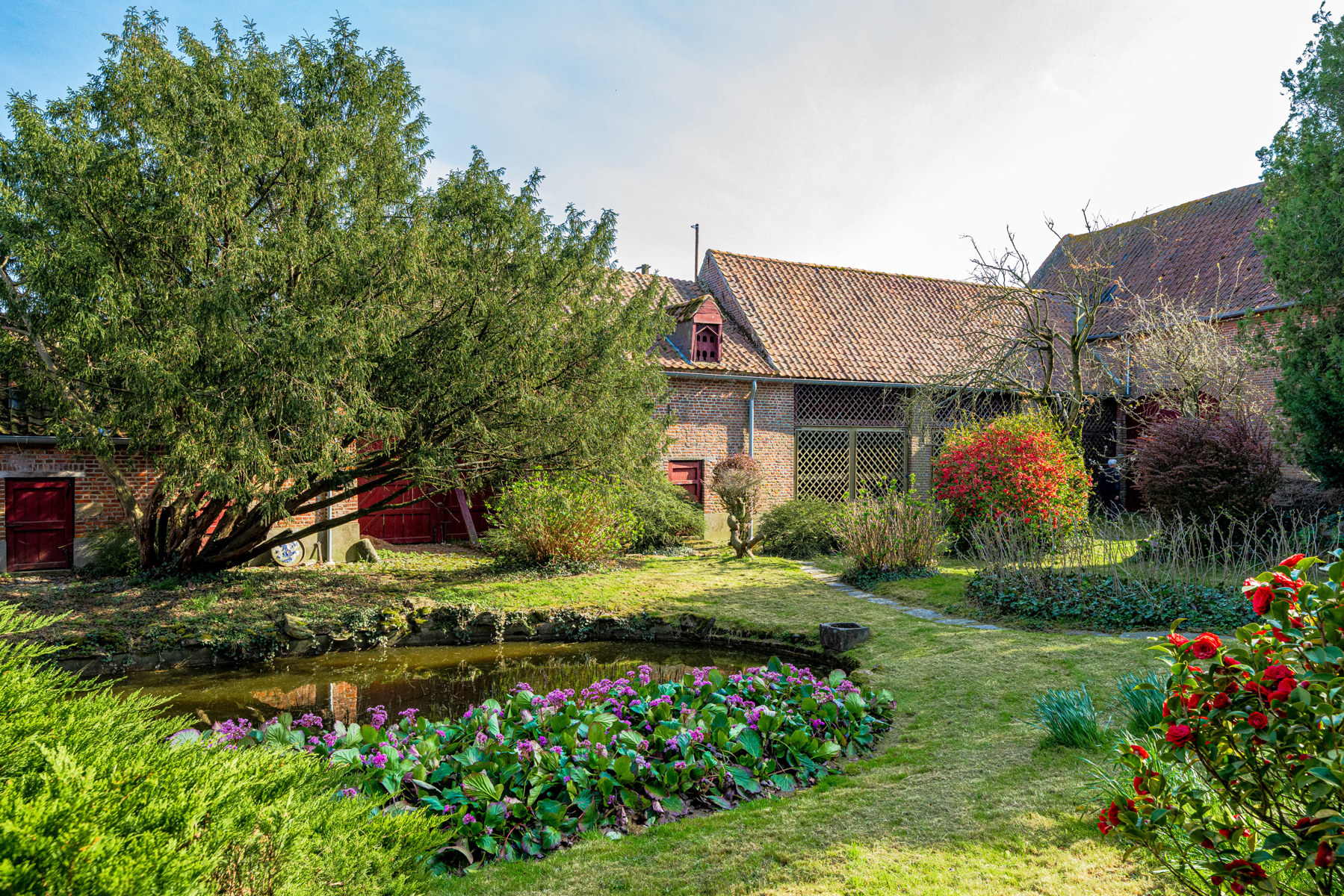 a053609d48a44646b6336ca23b0958db-1 Maison de caractère